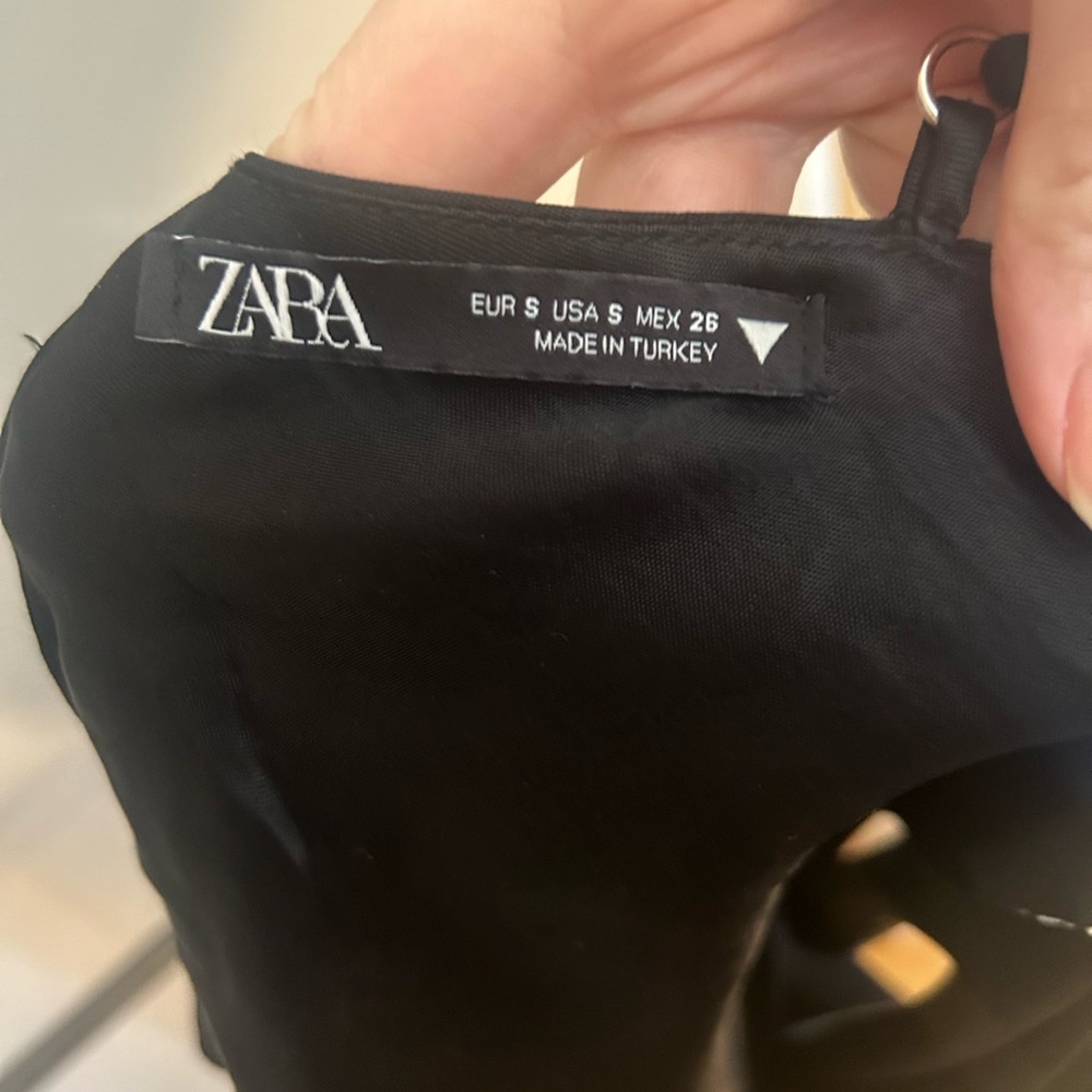 EUC Zara Satin Effect Black Cami size small - Picture 8 of 8